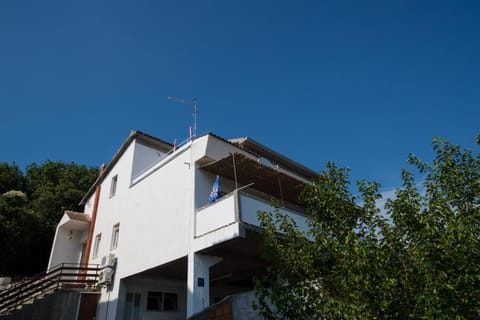 Property building, Facade/entrance, Sea view