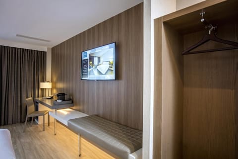 TV and multimedia, Coffee/tea facilities, Bedroom