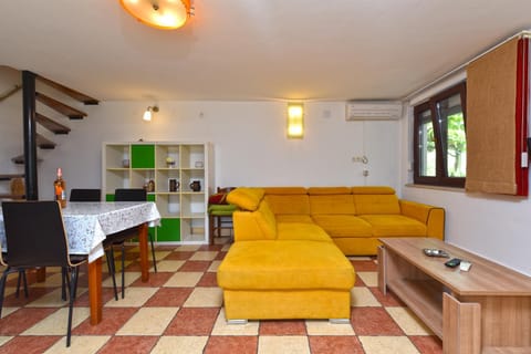 Apartments Dragica 929 Apartment in Fažana