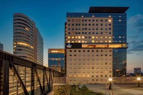 Property building, On site