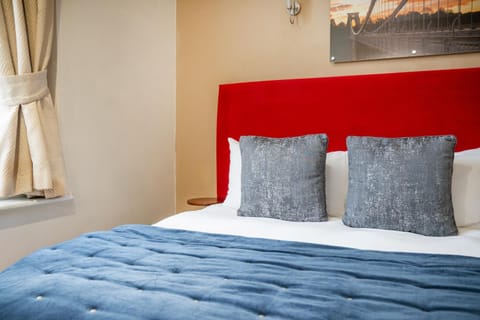 The Clifton Hotel Bristol Hotel in Bristol