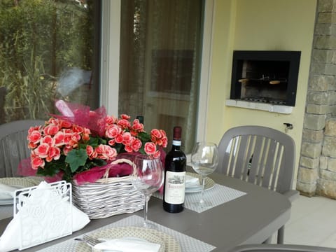 BBQ facilities, Balcony/Terrace, Dining area