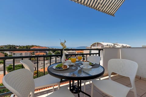 Balcony/Terrace, Balcony/Terrace