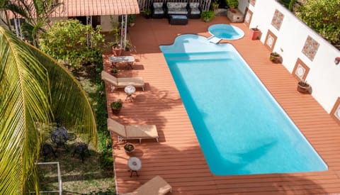 Pool view, Swimming pool, sunbed