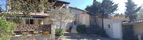 Les Lauriers Roses House in Vallon-Pont-d'Arc