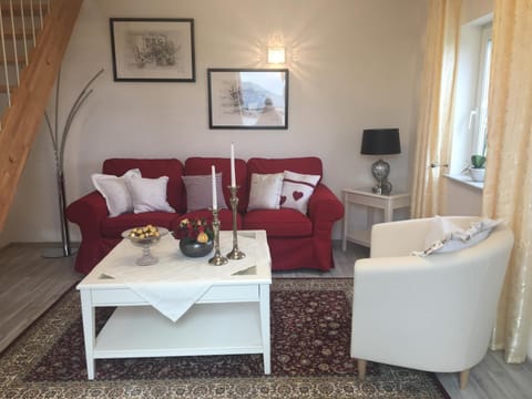 Living room, Photo of the whole room