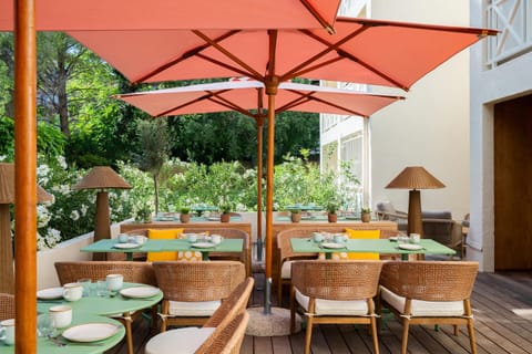 Patio, Balcony/Terrace, Food and drinks, Food, Garden view, Breakfast, Buffet breakfast, Drinks, Non alcoholic drinks