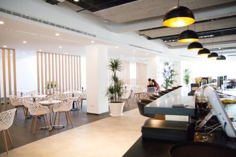 Restaurant/places to eat, Drinks