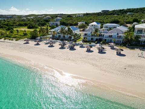 Property building, Natural landscape, Bird's eye view, Beach, Sea view