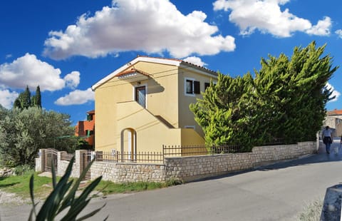 House Premantura 1096 House in Premantura