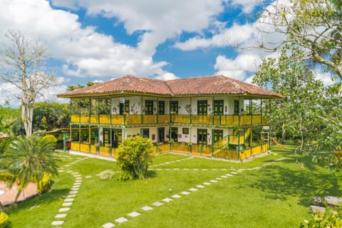 Property building, Day, Garden, Garden view