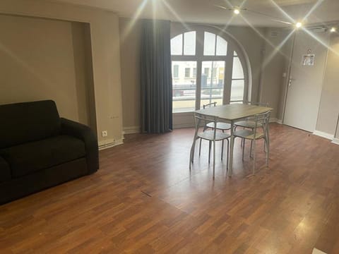 Hotel de la Gare Hotel in Centre-Val de Loire