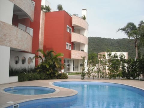 Property building, Natural landscape, Mountain view, Pool view, Swimming pool