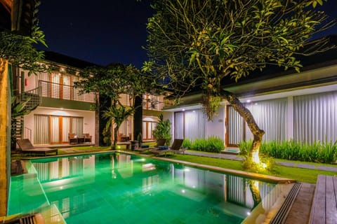 Papillon Echo Beach Hotel in North Kuta