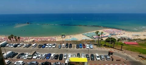 Beach, Sea view, Location