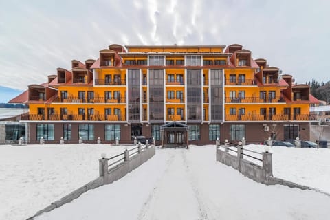 Property building, Day, Winter