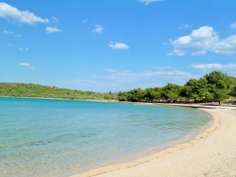 Apartment Obratov Apartment in Tisno