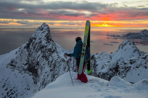Natural landscape, Skiing, Sunset