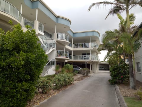 Property building, Street view