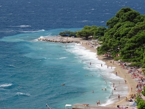 Guest House Mijo Sokol Bed and Breakfast in Brela