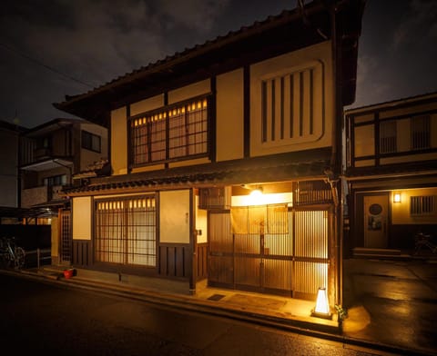 Facade/entrance, Sunset