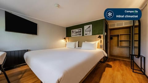 Bed, TV and multimedia, Photo of the whole room, Bedroom, air conditioner