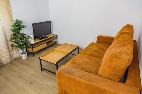 TV and multimedia, Seating area
