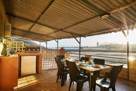 BBQ facilities, Balcony/Terrace, Dining area