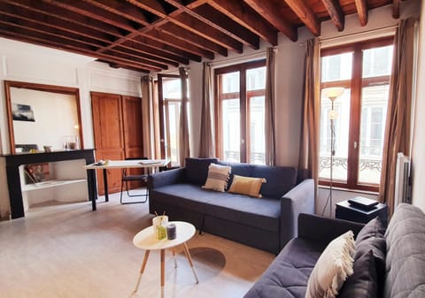 Coeur Vieux Lille , Bienvenue chez Nestyou, Lille Apartment in Lille