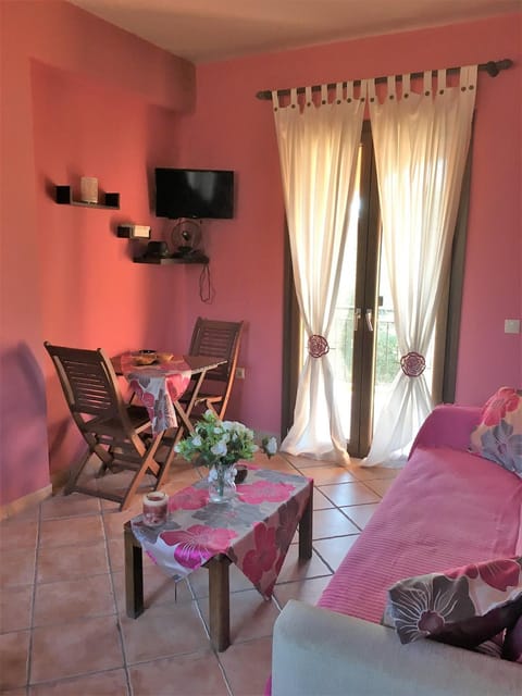 TV and multimedia, Living room, Seating area