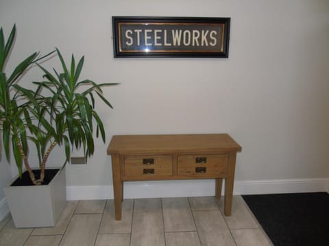 Jeffersons Hotel & Serviced Apartments - The Steel Works Apartment in Barrow-in-Furness