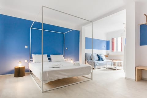 Living room, Seating area, Bedroom