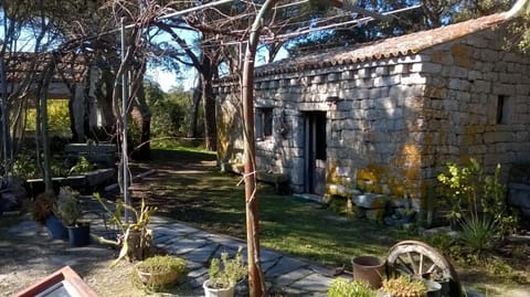 Patio, Communal lounge/ TV room, Lounge or bar, Communal kitchen, Garden view