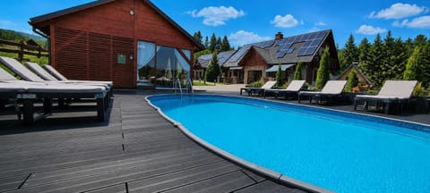 Pool view, Swimming pool, sunbed
