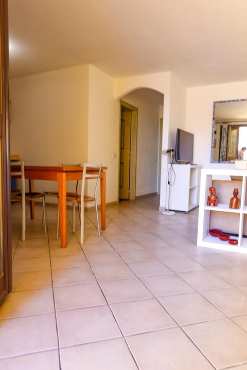 Living room, kitchen