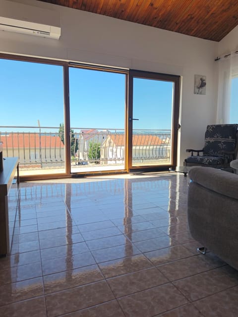 View (from property/room), Living room, Seating area