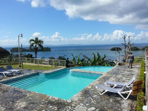 Swimming pool, Swimming pool