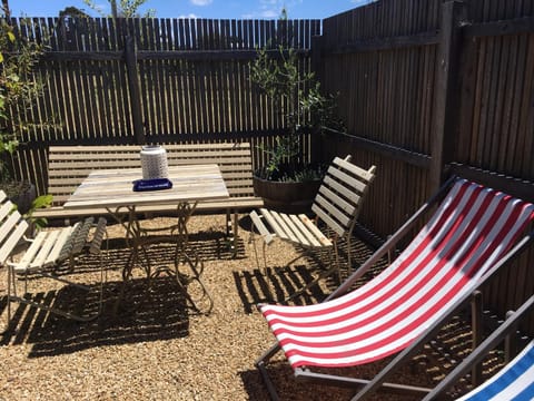 BBQ facilities, Balcony/Terrace