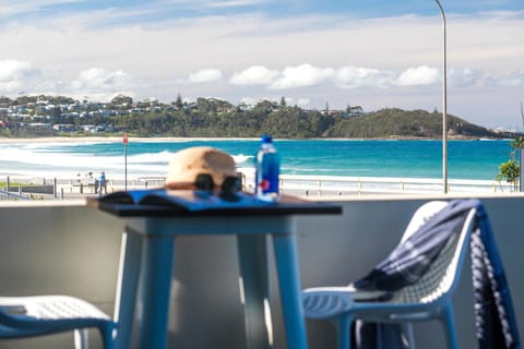 Patio, Natural landscape, Balcony/Terrace, Beach, On site, Sea view, Sea view