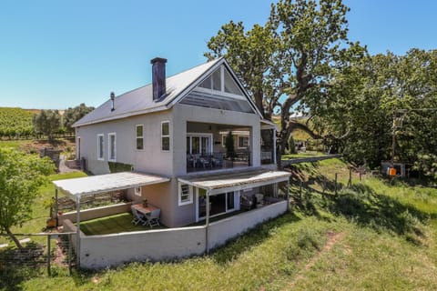 Wildlife Retreat on a Wine-Farm Farm Stay in Stellenbosch