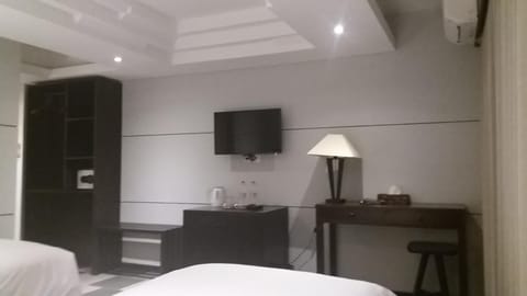 TV and multimedia, wardrobe