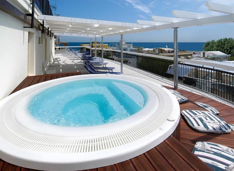 Property building, Hot Tub, Solarium, View (from property/room), Balcony/Terrace, City view, Pool view, Sea view, Swimming pool, Open Air Bath