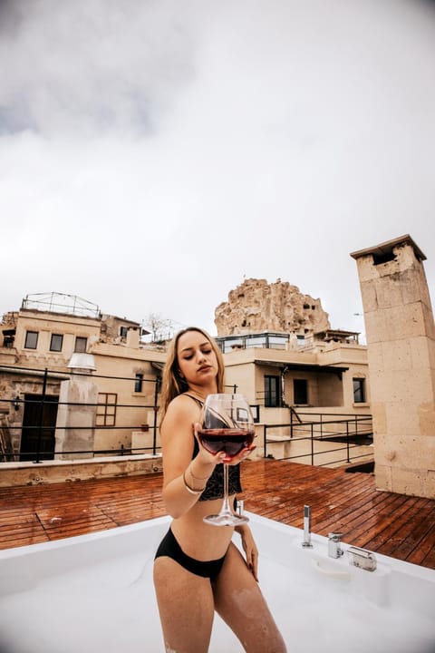 Hot Tub, View (from property/room), Balcony/Terrace