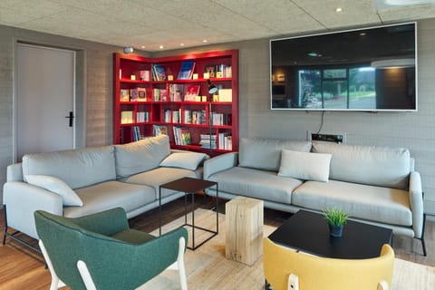 Library, Living room, Seating area