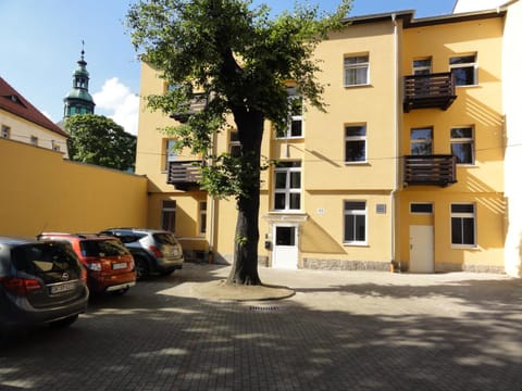 Property building, Parking