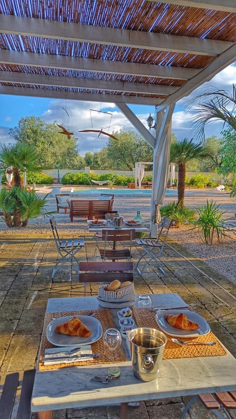 Patio, Food close-up, Garden, Breakfast, Italian breakfast