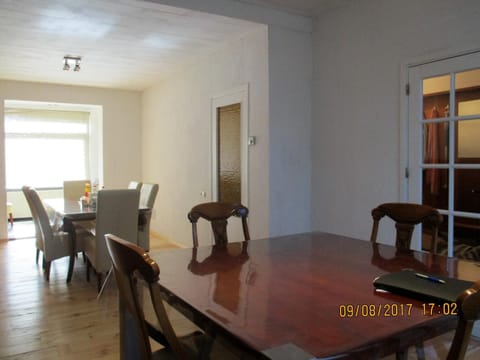 Property building, Spring, Winter, Summer, Autumn, On site, City view, Garden view, Street view