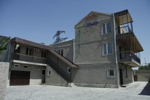 Property building, Facade/entrance, Day, Floor plan