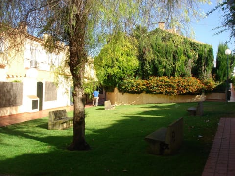 Garden, Area and facilities
