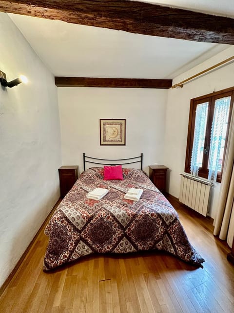 Medici Suite - Appartamento Vintage 200m dal Duomo Vacation rental in Florence